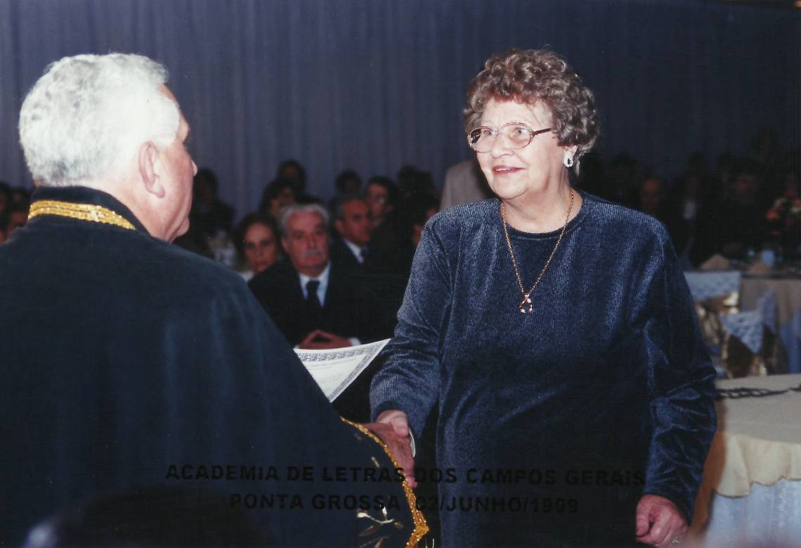 Amália Max 